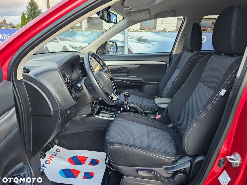 Mitsubishi Outlander 2.0 City Style 2WD - 20