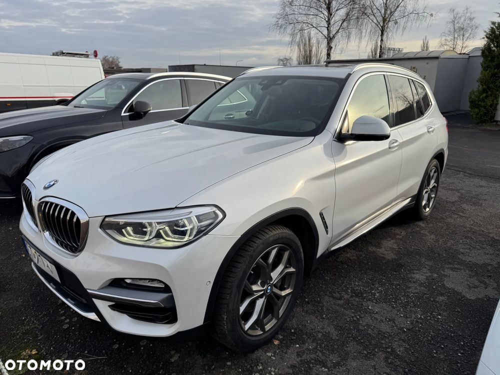 BMW X3 xDrive30i GPF Luxury Line - 2