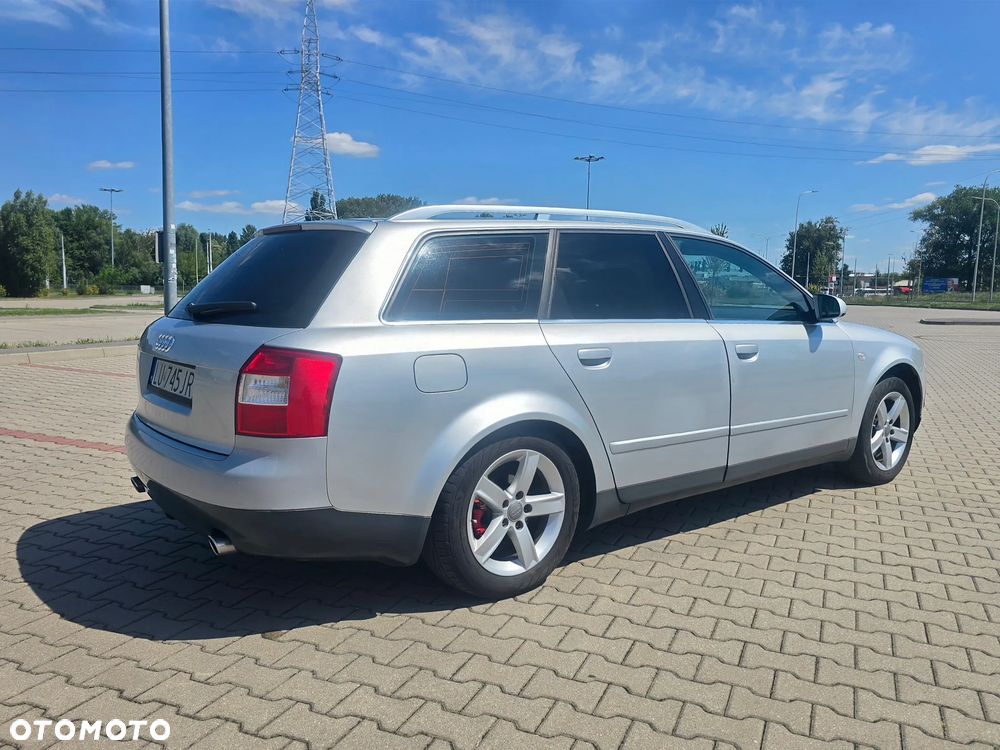 Audi A4 Avant - 6