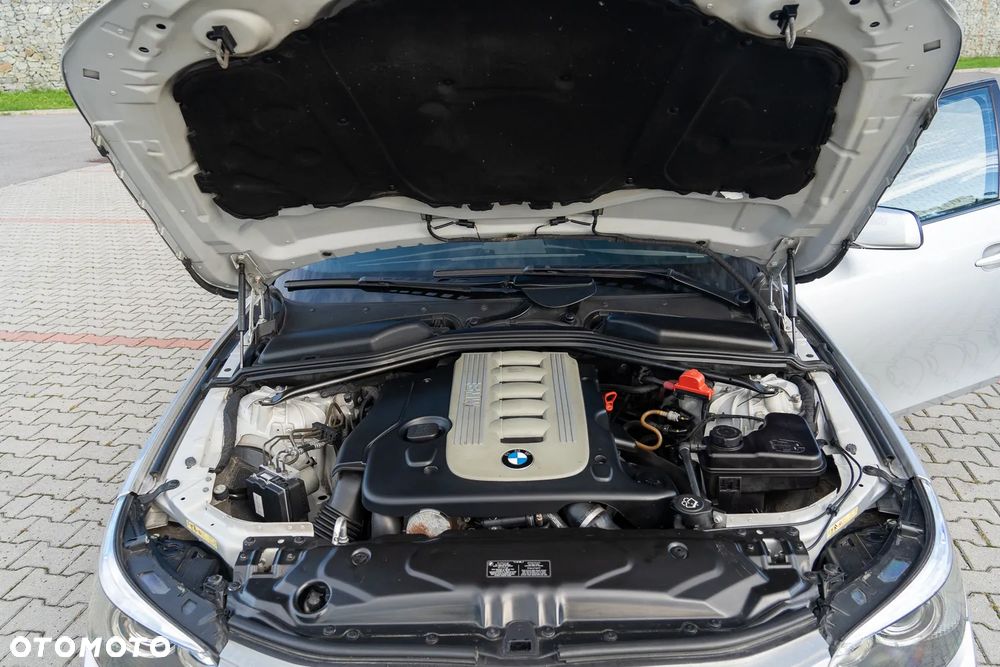 BMW Seria 5 - 13