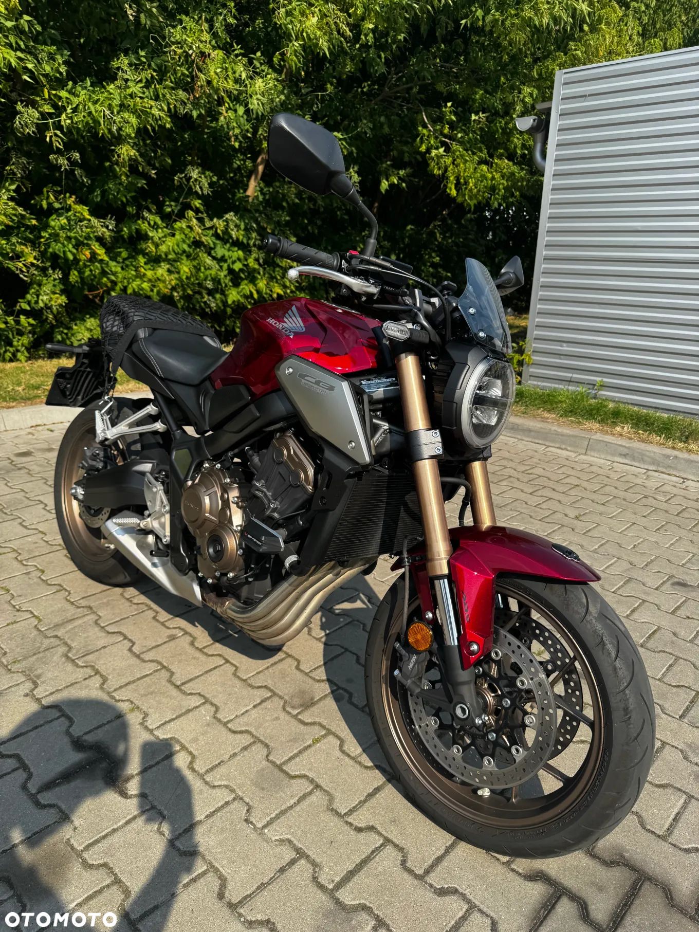 Honda CB - 1