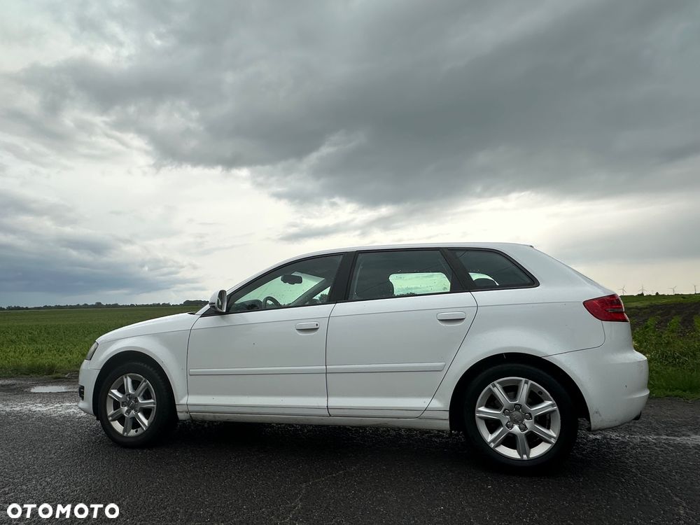 Audi A3 Sportback 1.9 TDI Ambiente - 4