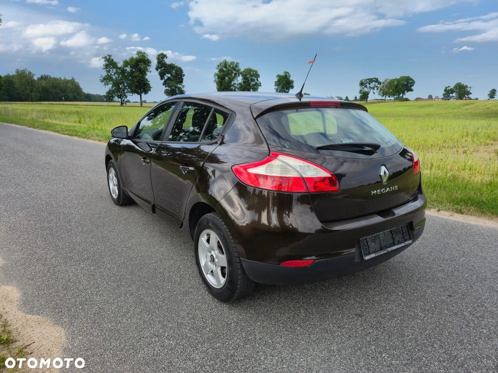 Renault Megane - 11