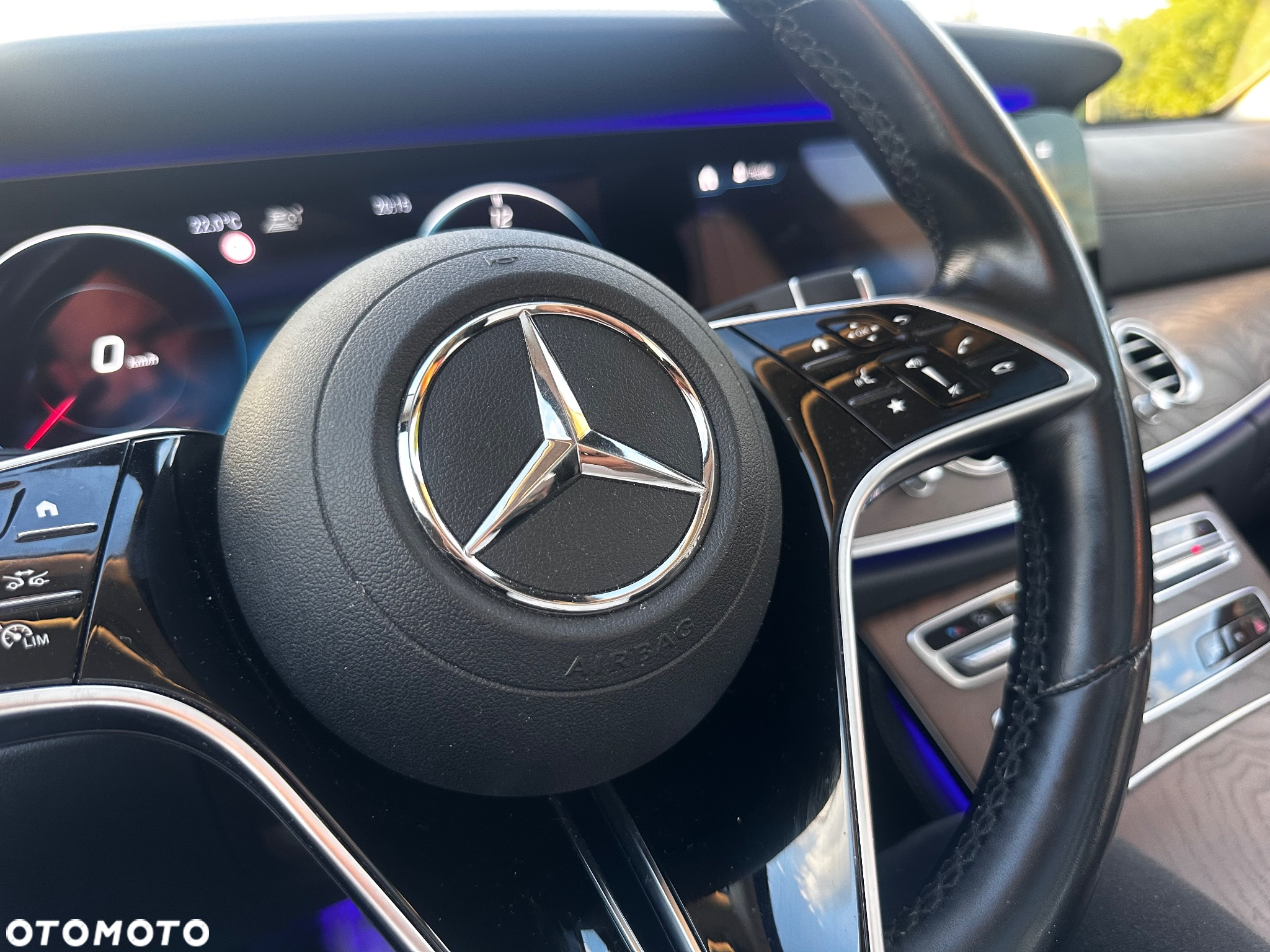 Mercedes-Benz Klasa E 220 d 4-Matic AMG/Avantgarde - 12