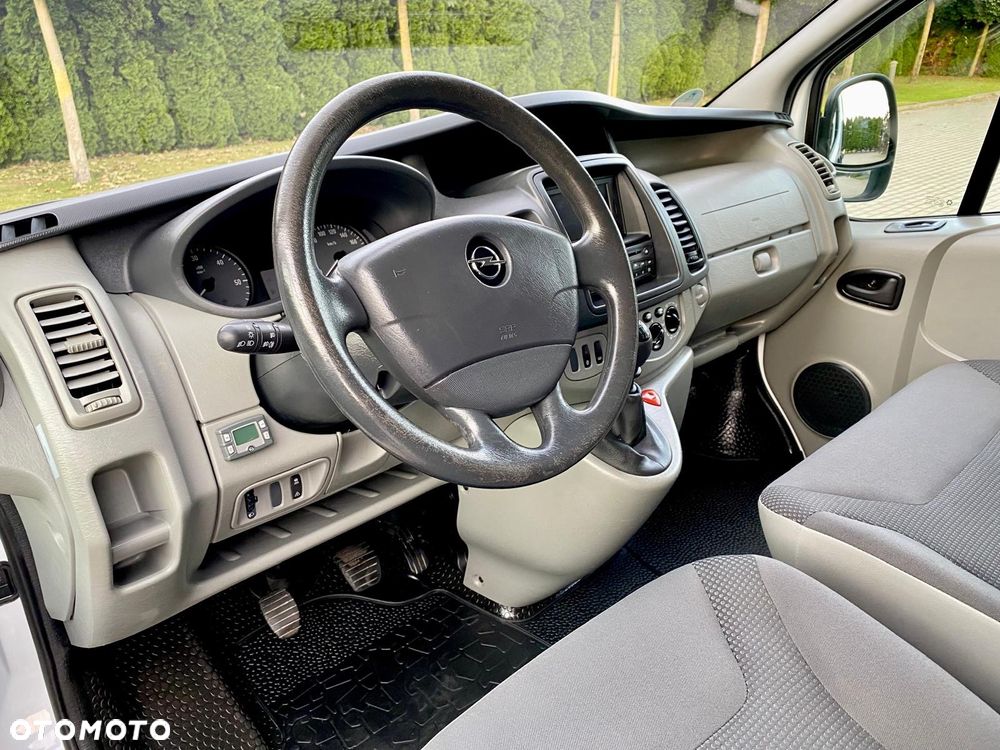 Opel Vivaro Tour Elegance L1H1 - 26