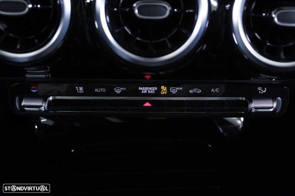 Mercedes-Benz CLA 180 d Shooting Brake Progressive Aut. - 30