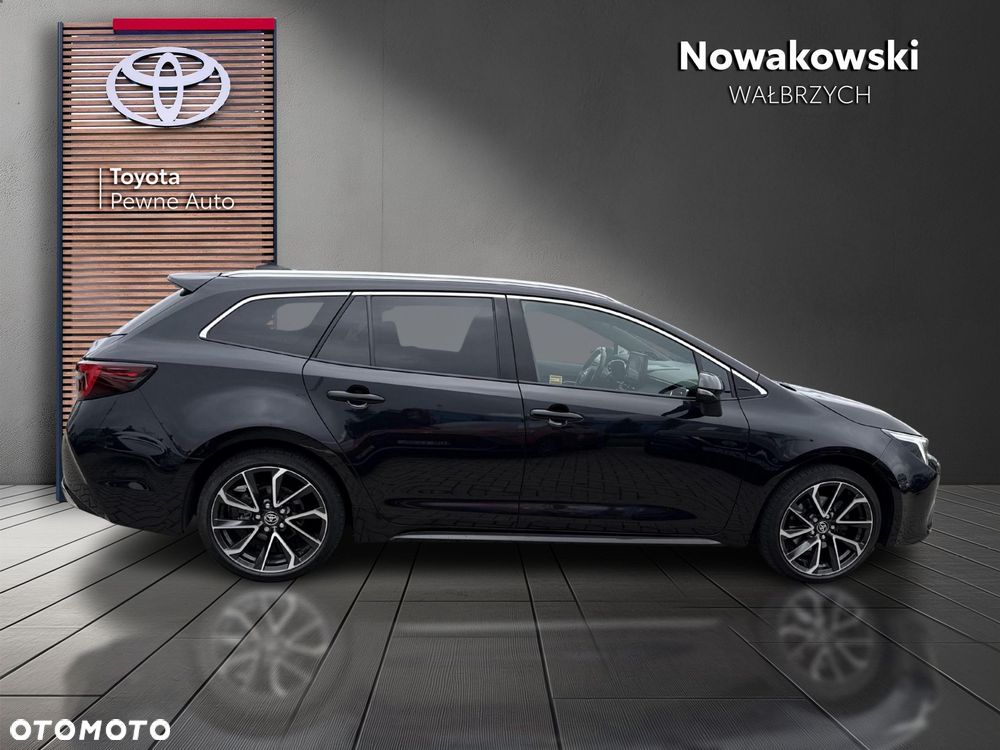 Toyota Corolla - 6