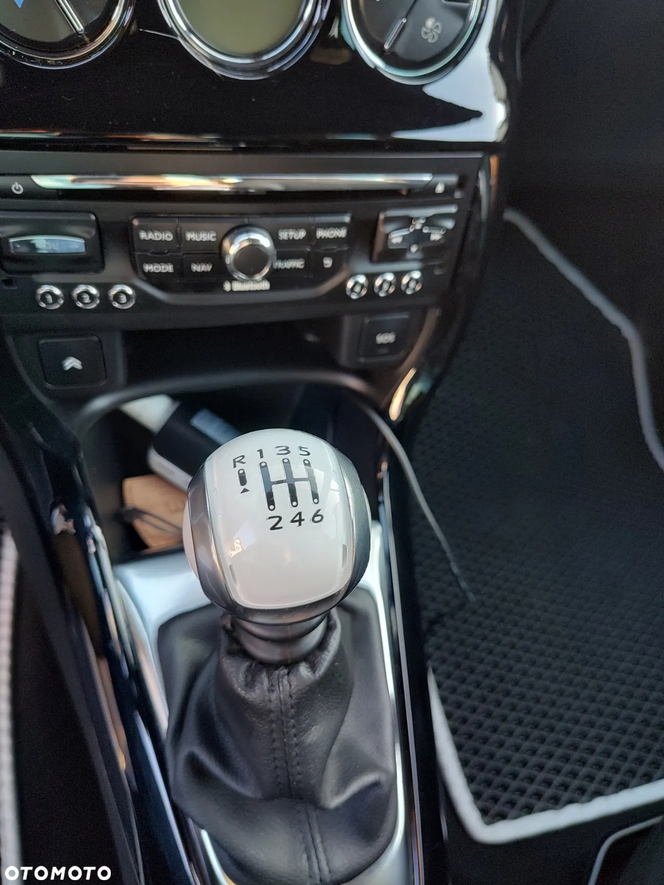 Citroën DS3 1.6 THP SportChic - 28