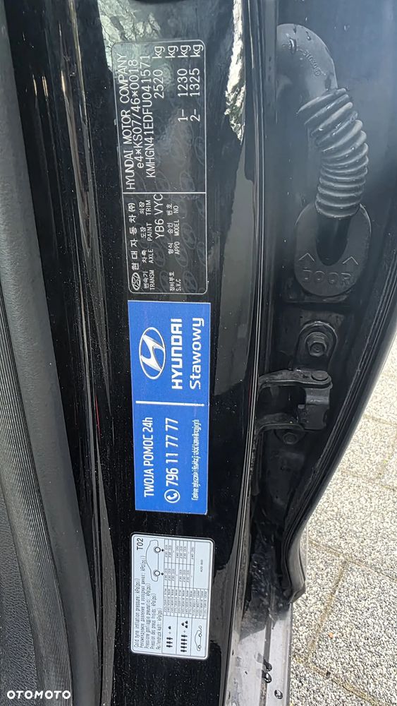 Hyundai Genesis 3.8 V6 GDI - 12
