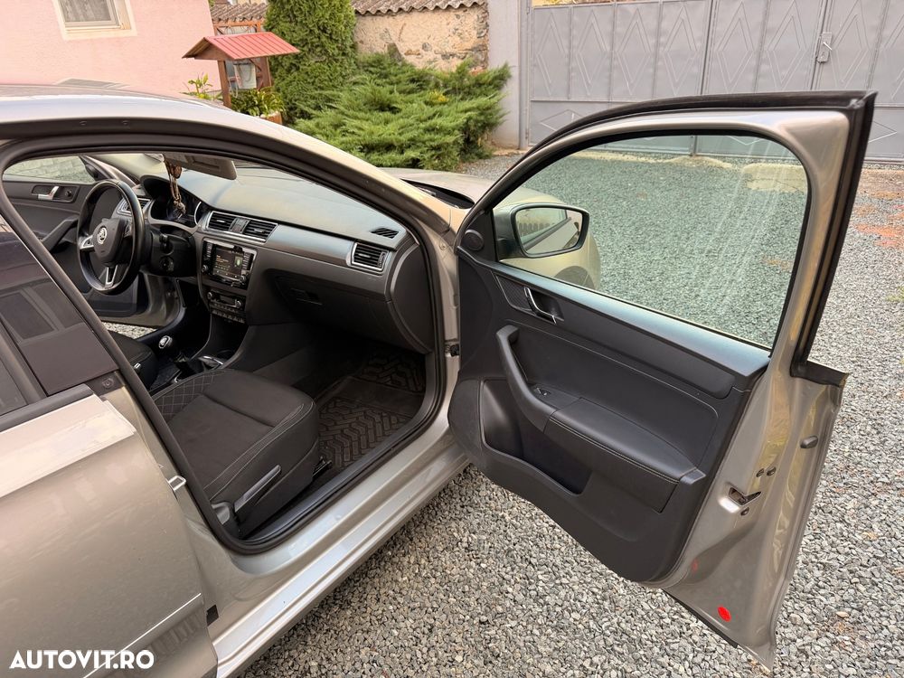 Skoda RAPID 1.2 TSI Style - 6