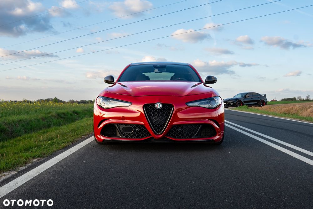 Alfa Romeo Giulia 2.9 Bi Turbo V6 Quadrifoglio - 2
