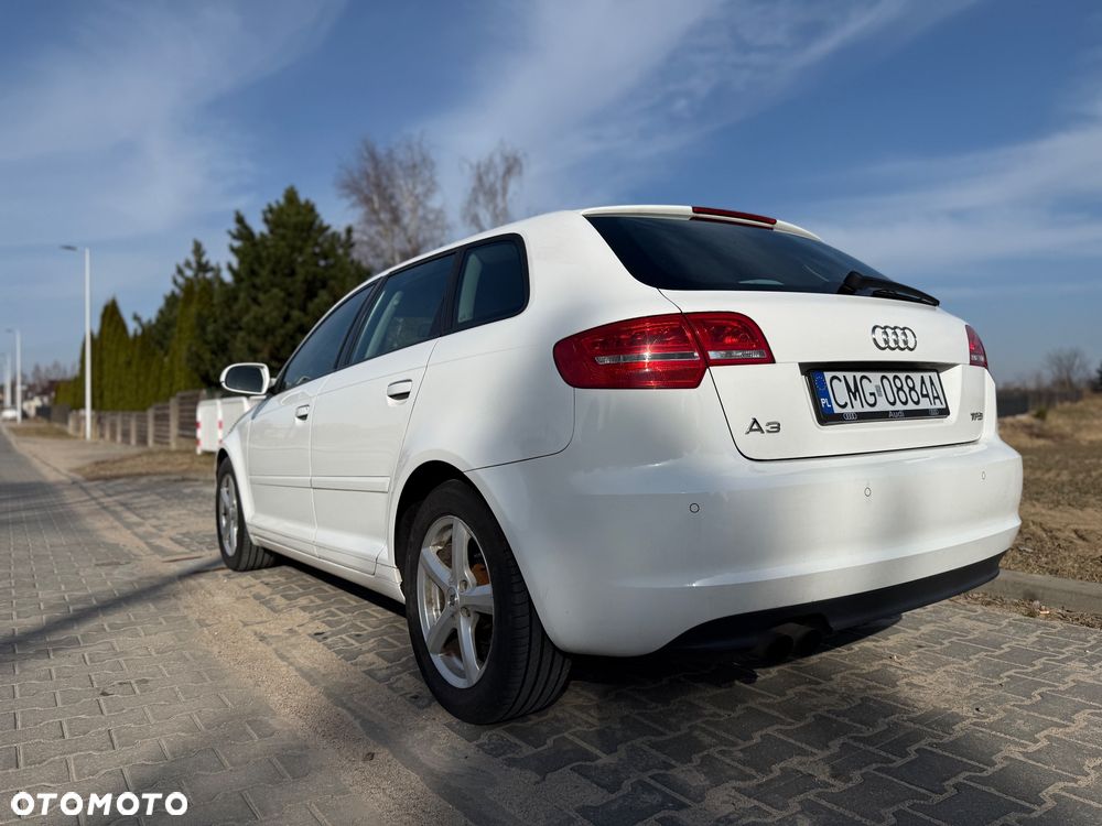 Audi A3 Sportback 1.8 TFSI Ambiente - 7