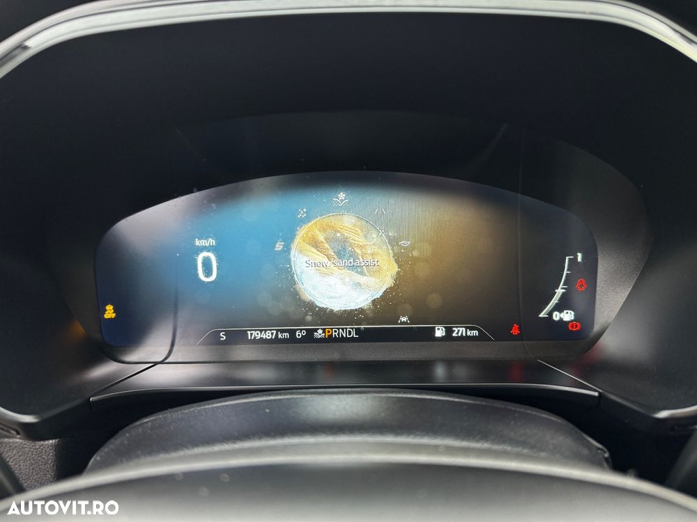 Ford Kuga 2.5 Duratec FHEV ST-LINE X - 27