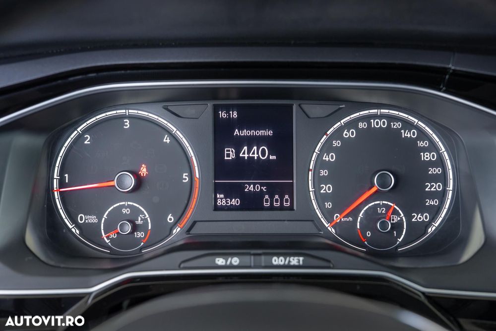Volkswagen Polo - 16