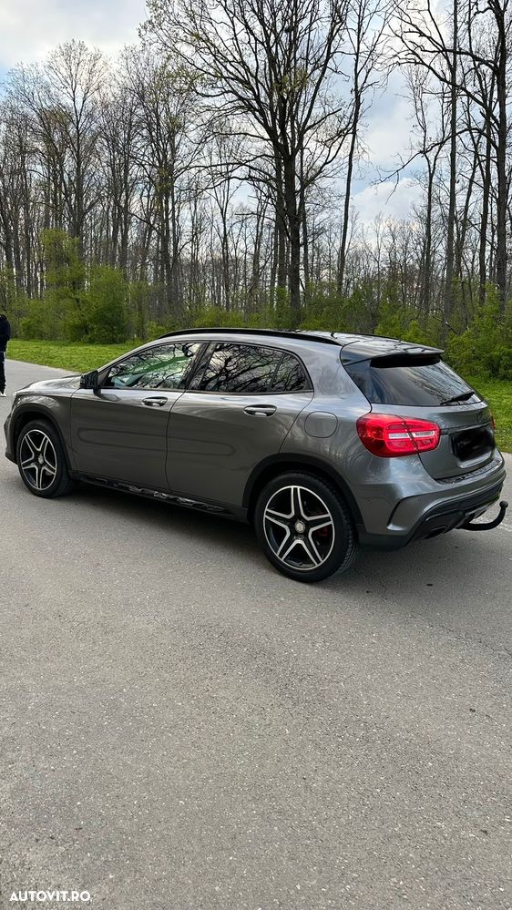 Mercedes-Benz GLA 200 d - 11