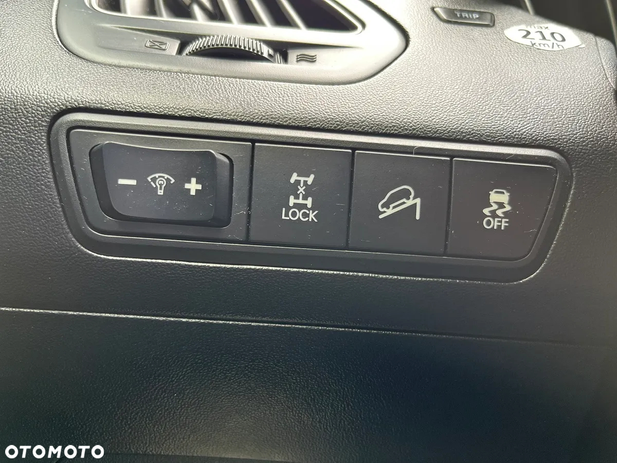 Hyundai ix35 2.0 4WD Style - 18