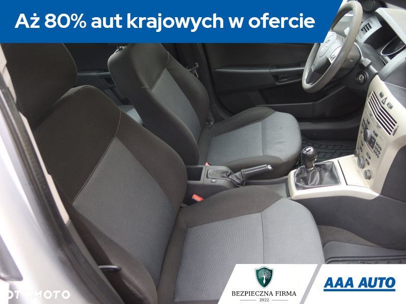 Opel Astra - 10