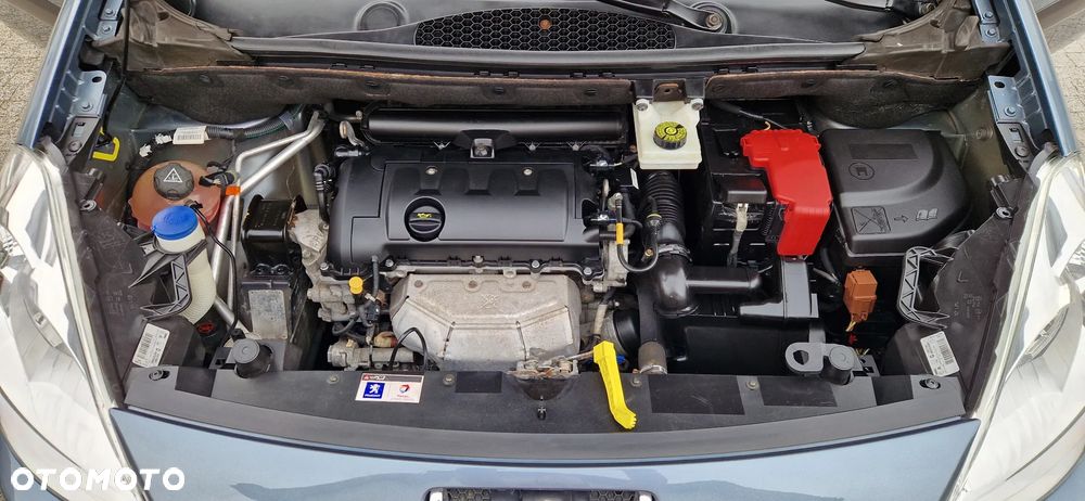 Peugeot Partner 120 VTi Active - 28