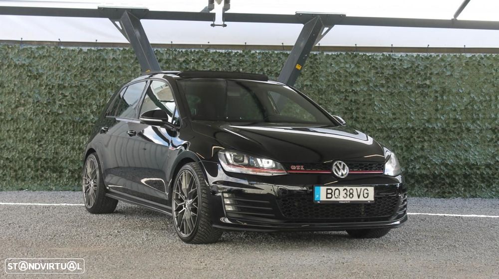 VW Golf 2.0 TSi GTi DSG Performance