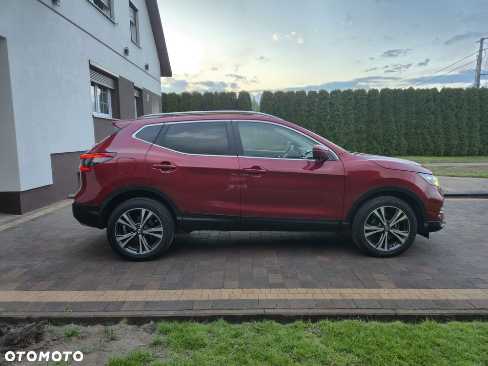 Nissan Qashqai 1.6 DIG-T N-Connecta - 11