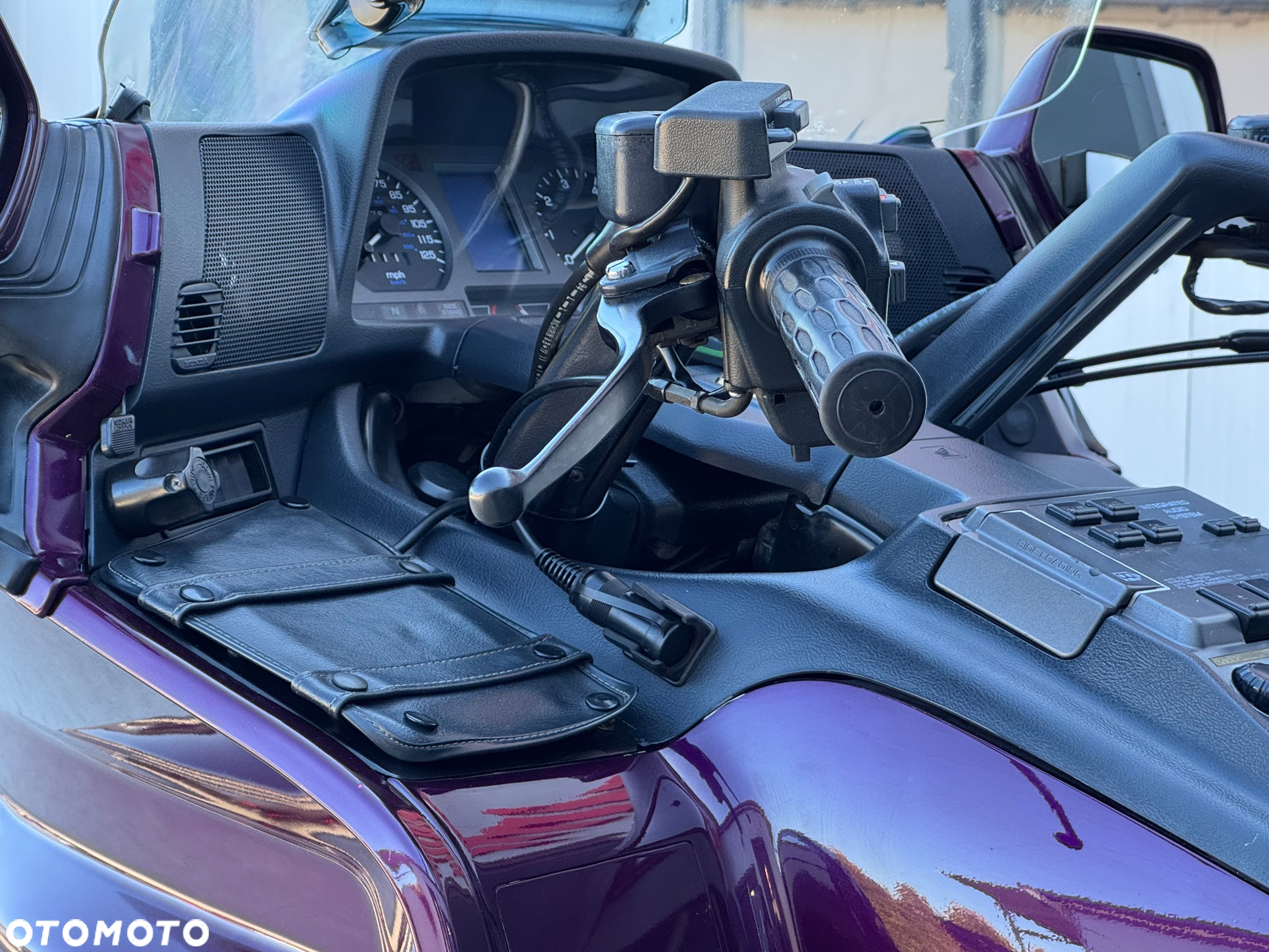 Honda GL - 32