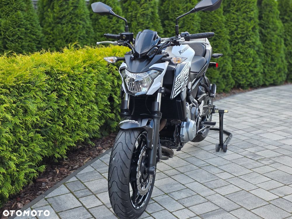 Kawasaki Z 650 - 17