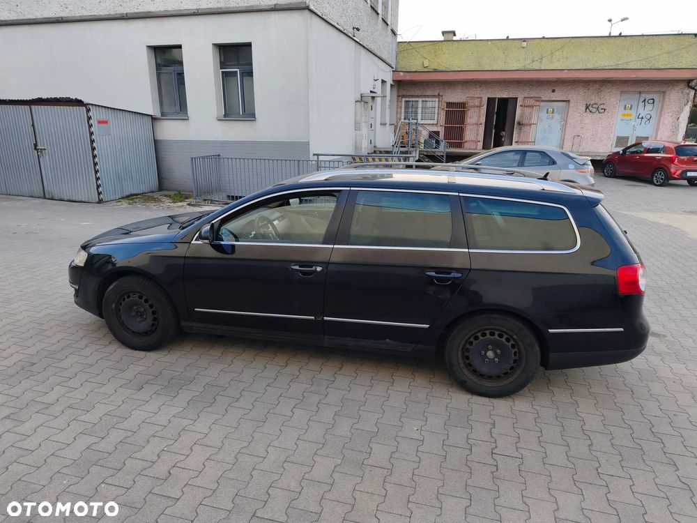 Volkswagen Passat 2.0 TDI DSG Highline - 18