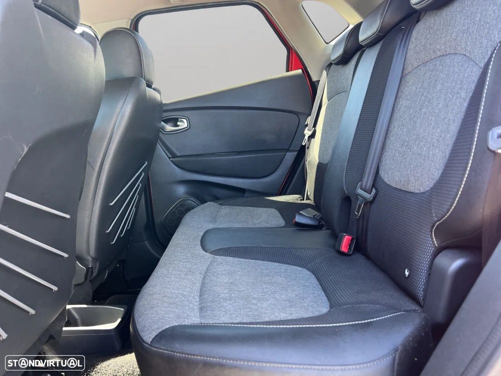Renault Captur 1.5 dCi Exclusive - 10
