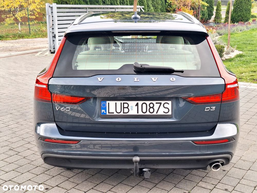 Volvo V60 D3 Momentum Core - 10