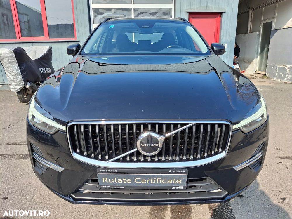 Volvo XC 60 B4 MHEV Momentum - 2