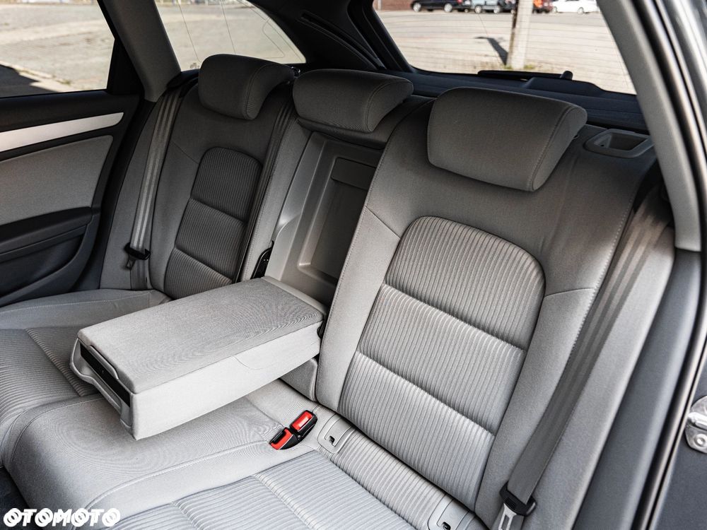 Audi A4 Avant 2.0 TDI S tronic - 26