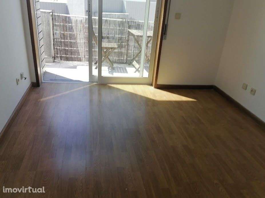 Apartamento T1 com terraço - vistas mar - Grande imagem: 4/4