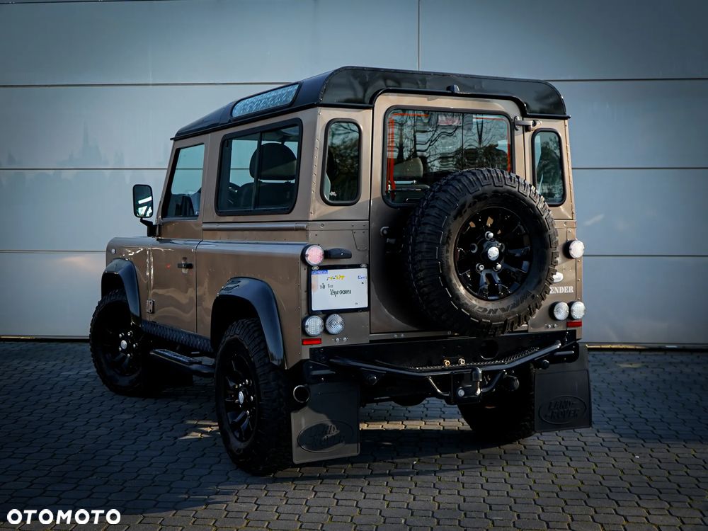 Land Rover Defender 2.4 TD4 HCPU S - 2