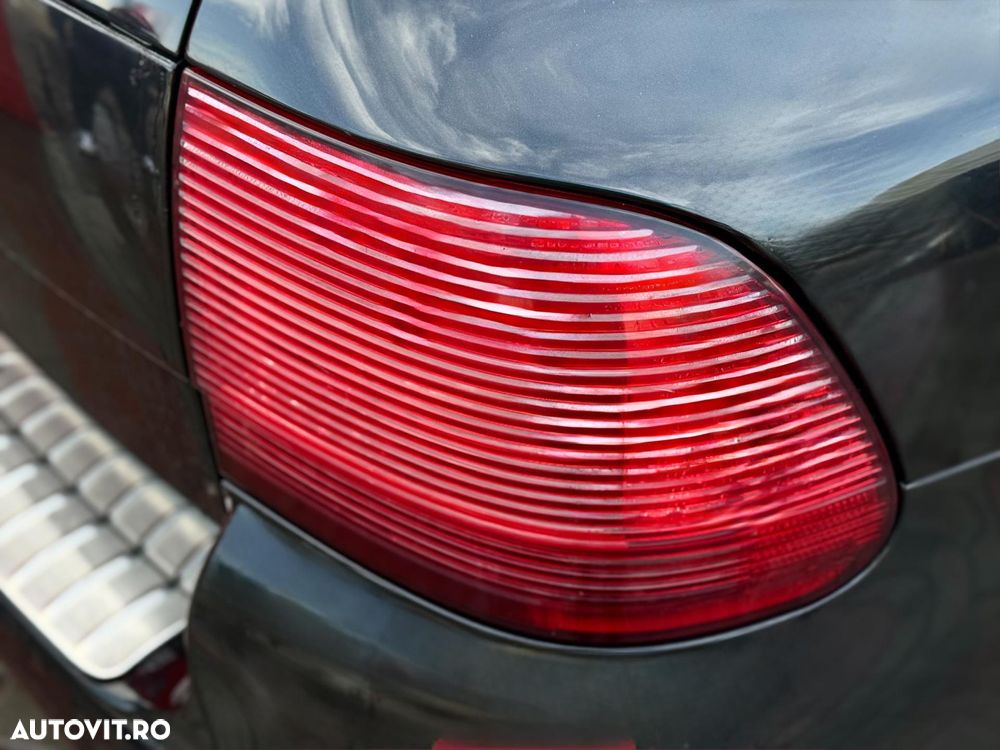 Porsche Cayenne Turbo S Aut - 6