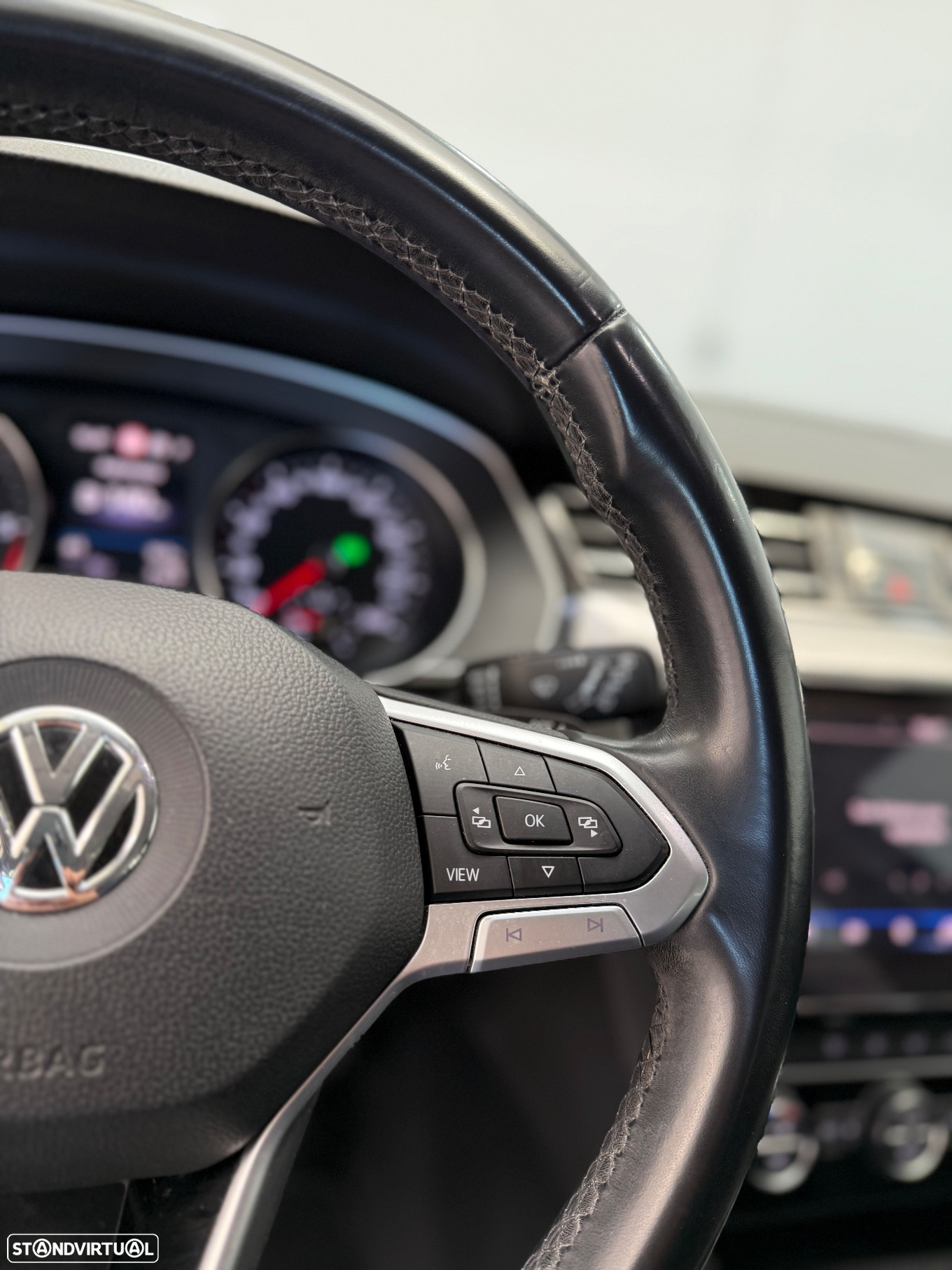 VW Passat Variant 1.6 TDI Confortline DSG - 19