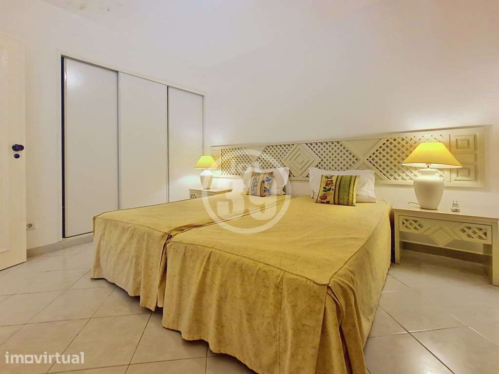 Apartamento T2 com Vista Piscina e Localização Privilegiada - Grande imagem: 2/37