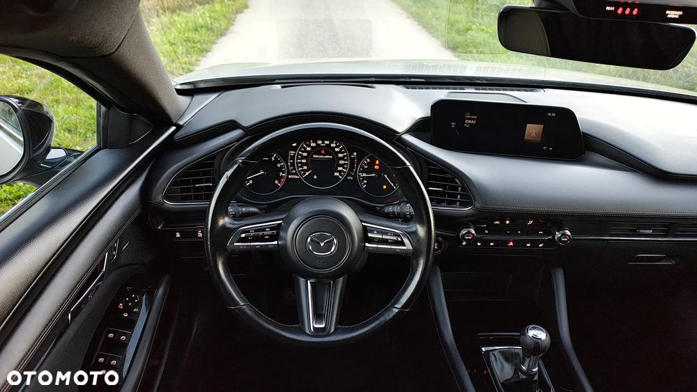 Mazda 3 e-SKYACTIV-G 2.0 M HYBRID - 36
