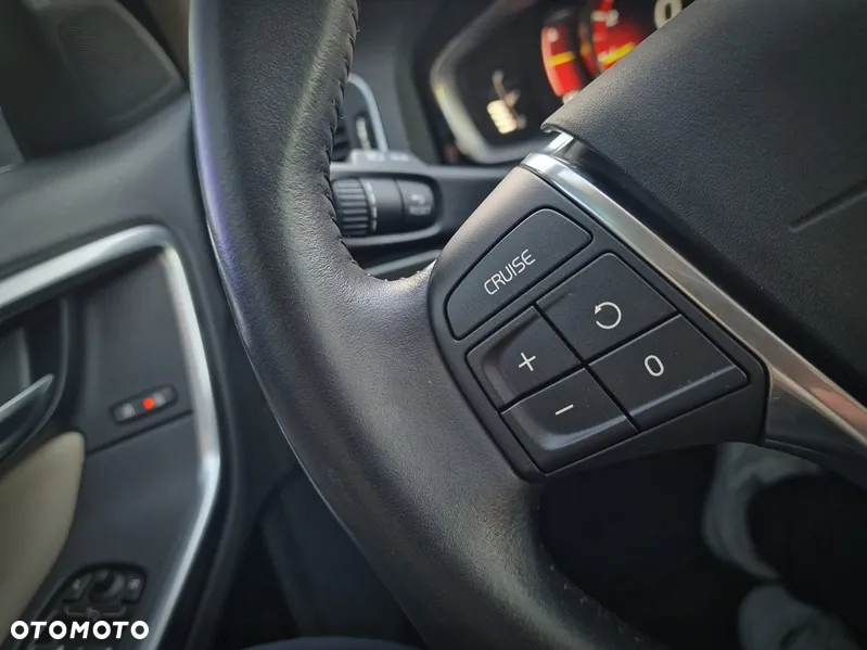 Volvo S60 T5 Geartronic Summum - 20