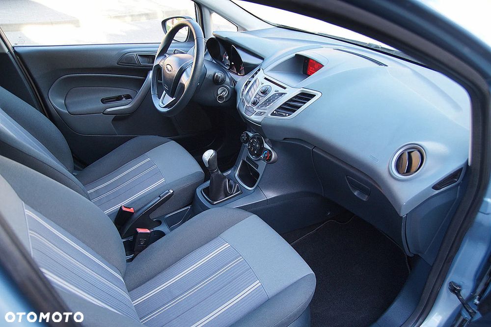 Ford Fiesta 1.25 Ambiente - 16