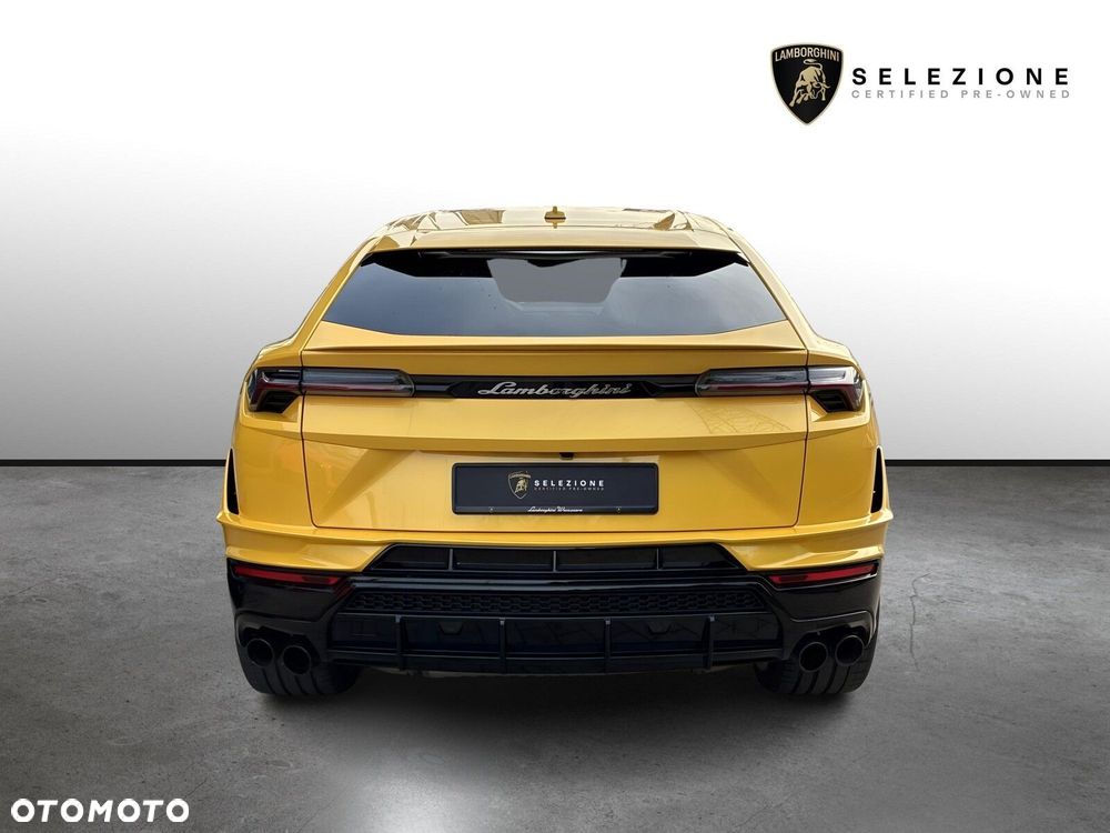 Lamborghini Urus - 4