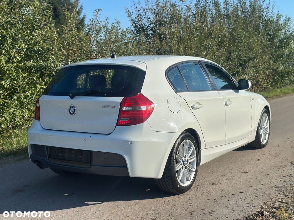 BMW Seria 1 118d DPF Edition Sport - 12