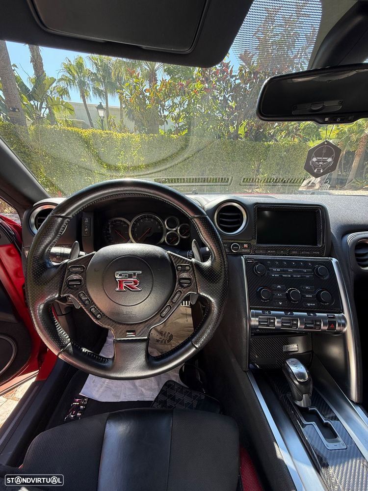 Nissan GT-R Black Edition - 21