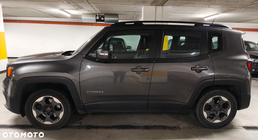 Jeep Renegade 1.6 E-TorQ Longitude FWD - 3