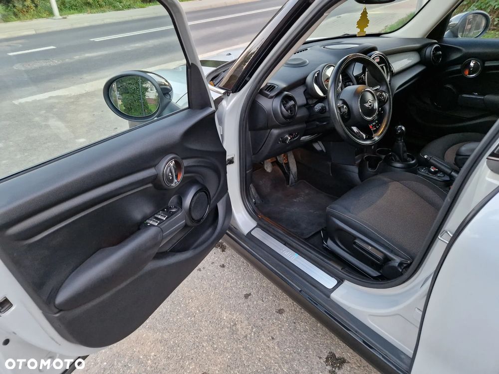 MINI Cooper - 6