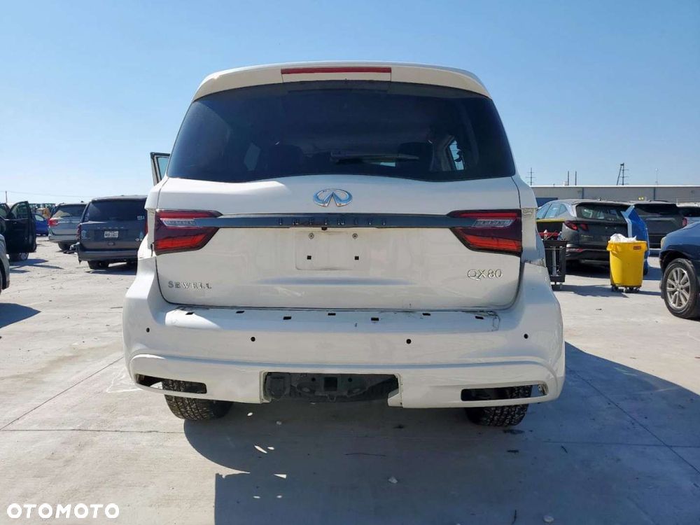 Infiniti QX80 - 3