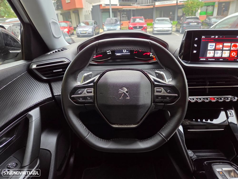 Peugeot 2008 PureTech 130 EAT8 Allure - 8