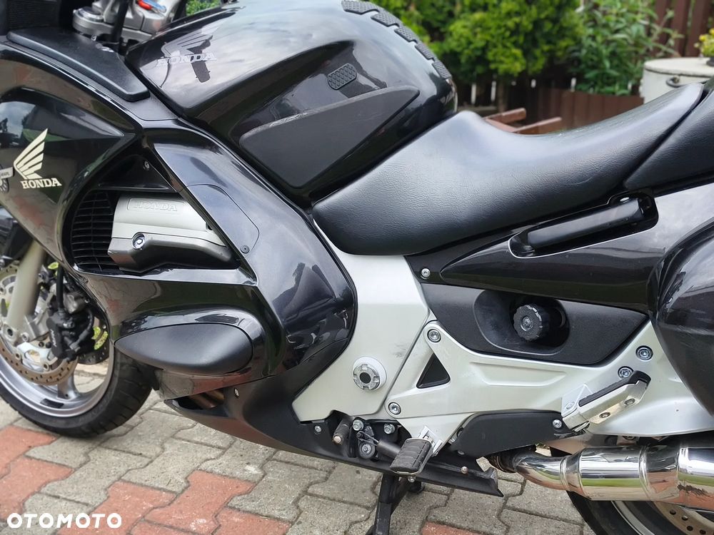 Honda ST - 24
