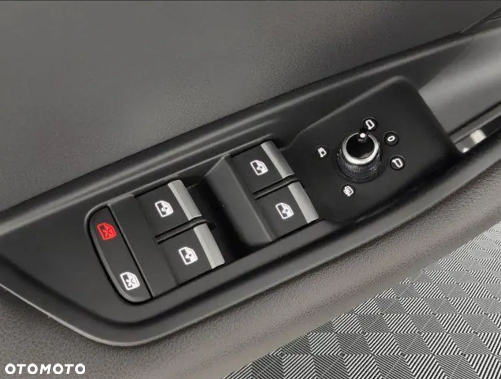 Audi A4 Limousine 45 TFSI Quattro S tronic - 13