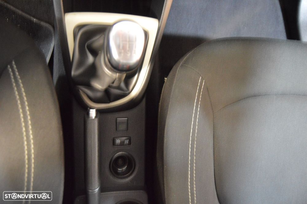 Renault Captur ENERGY TCe 90 Experience - 31