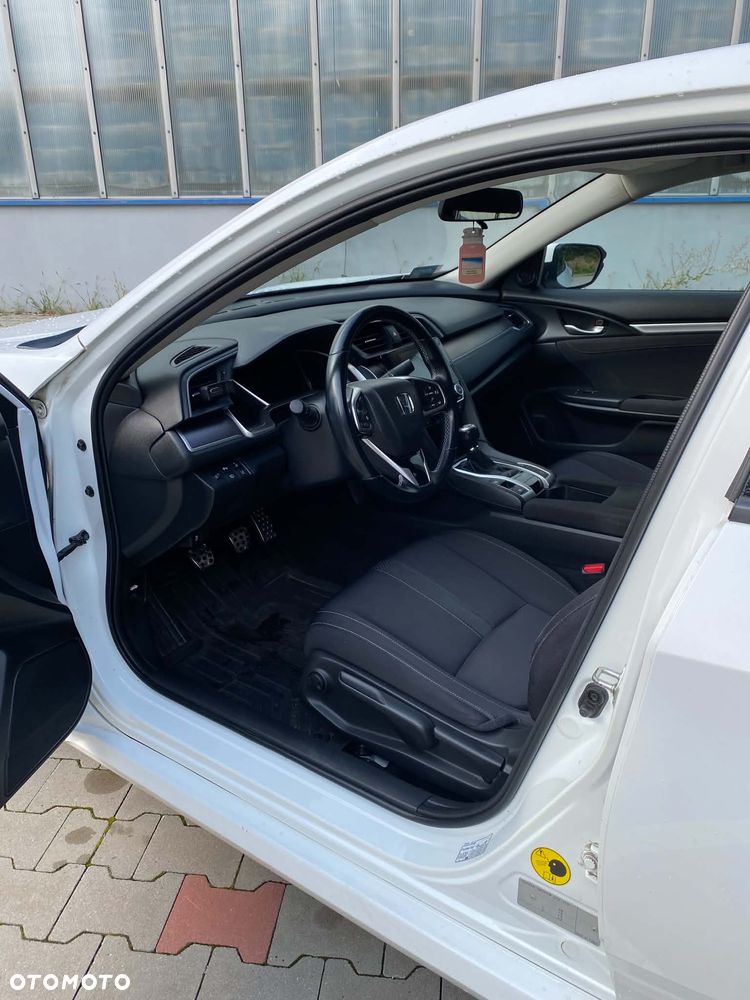 Honda Civic 1.5 T Elegance - 11